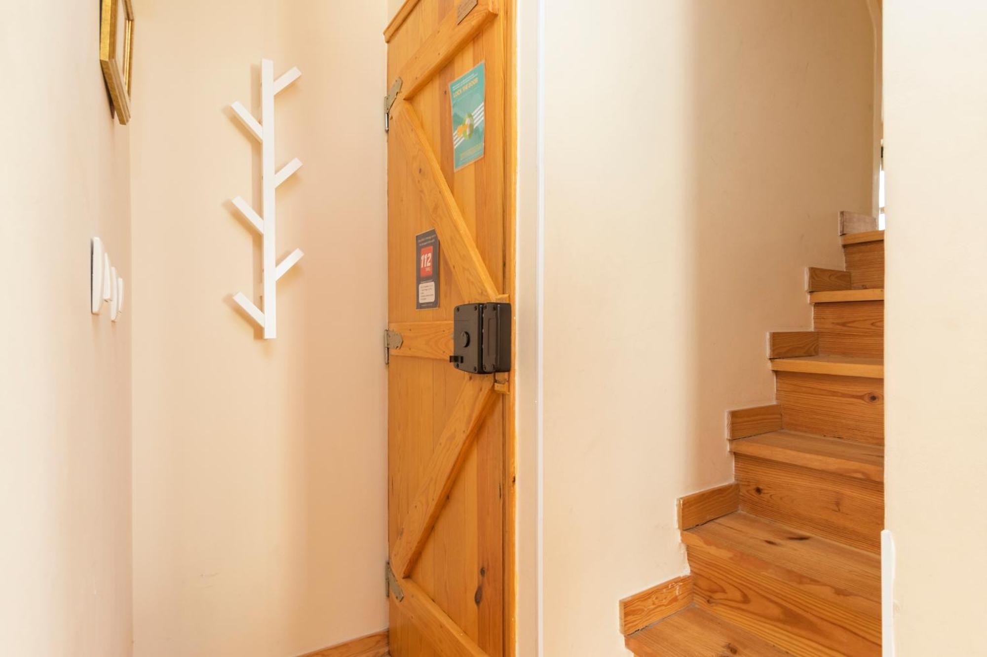 Budget 1 Bed Down Town Lisboa Екстериор снимка